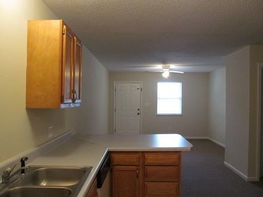 107 Taylor Pl - Photo 2 of 6