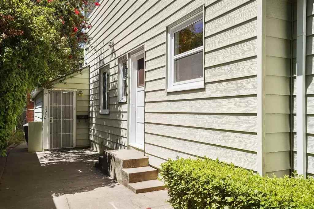 1340 55th St - Photo 2 of 12