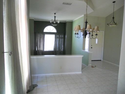 224 Country Club Dr - Photo 2 of 10