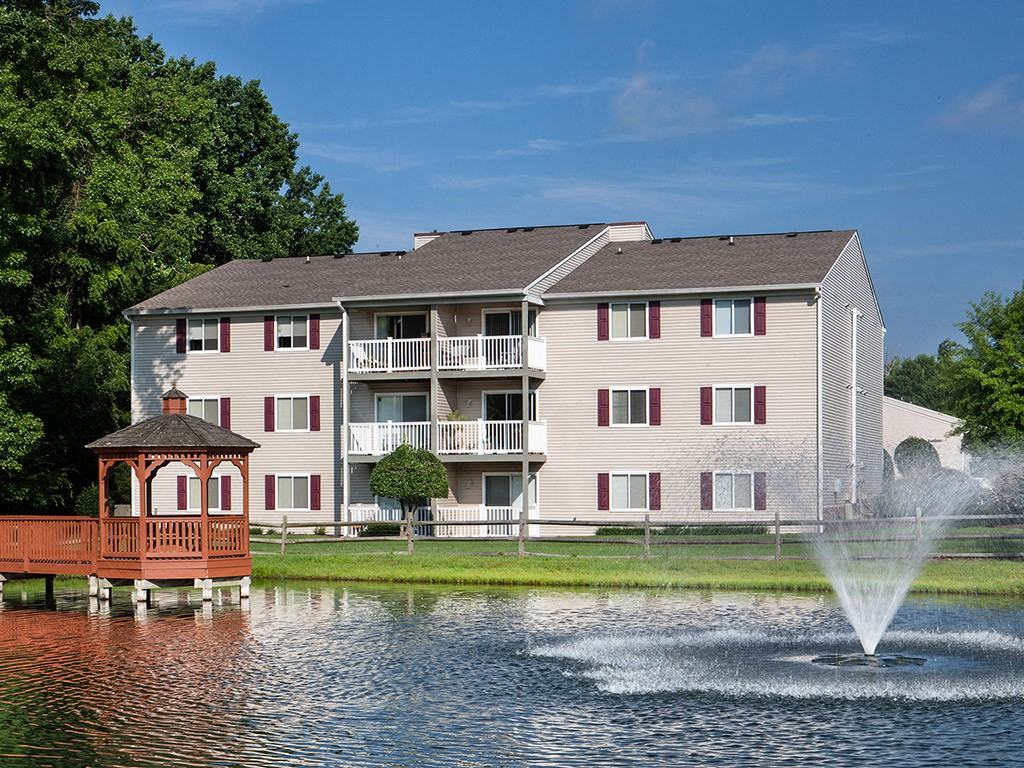 Lakeridge Square - Photo 2 of 24