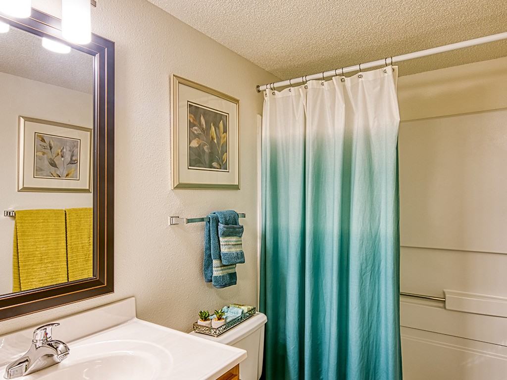 Lakeridge Square - Photo 2 of 50