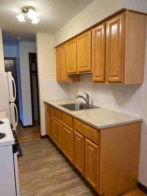 800 Pearl Street - Photo 2 of 7