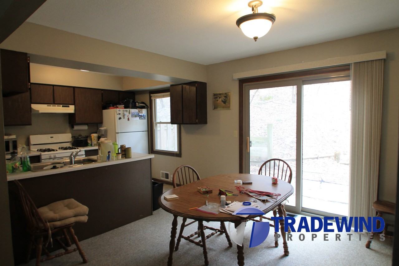 2104 Highwood Avenue East - Photo 3 of 5