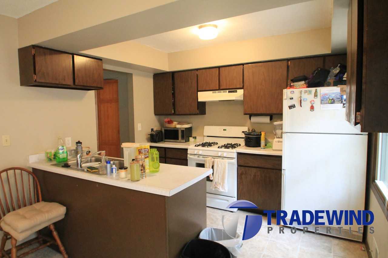2104 Highwood Avenue East - Photo 2 of 5