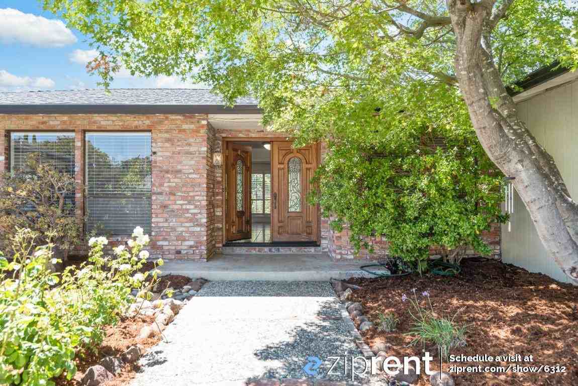 617 Hove Ct - Photo 2 of 30