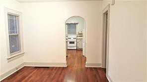 913 913 United Avenue SE Unit #B - Photo 2 of 12