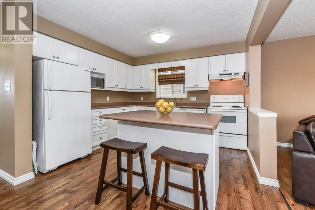 Bonavista Drive - Photo 2 of 13