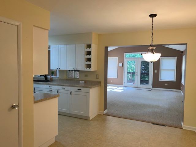 409 E Hillside Rd - Photo 3 of 15