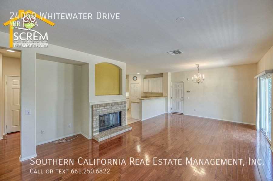 24050 Whitewater Dr - Photo 3 of 31