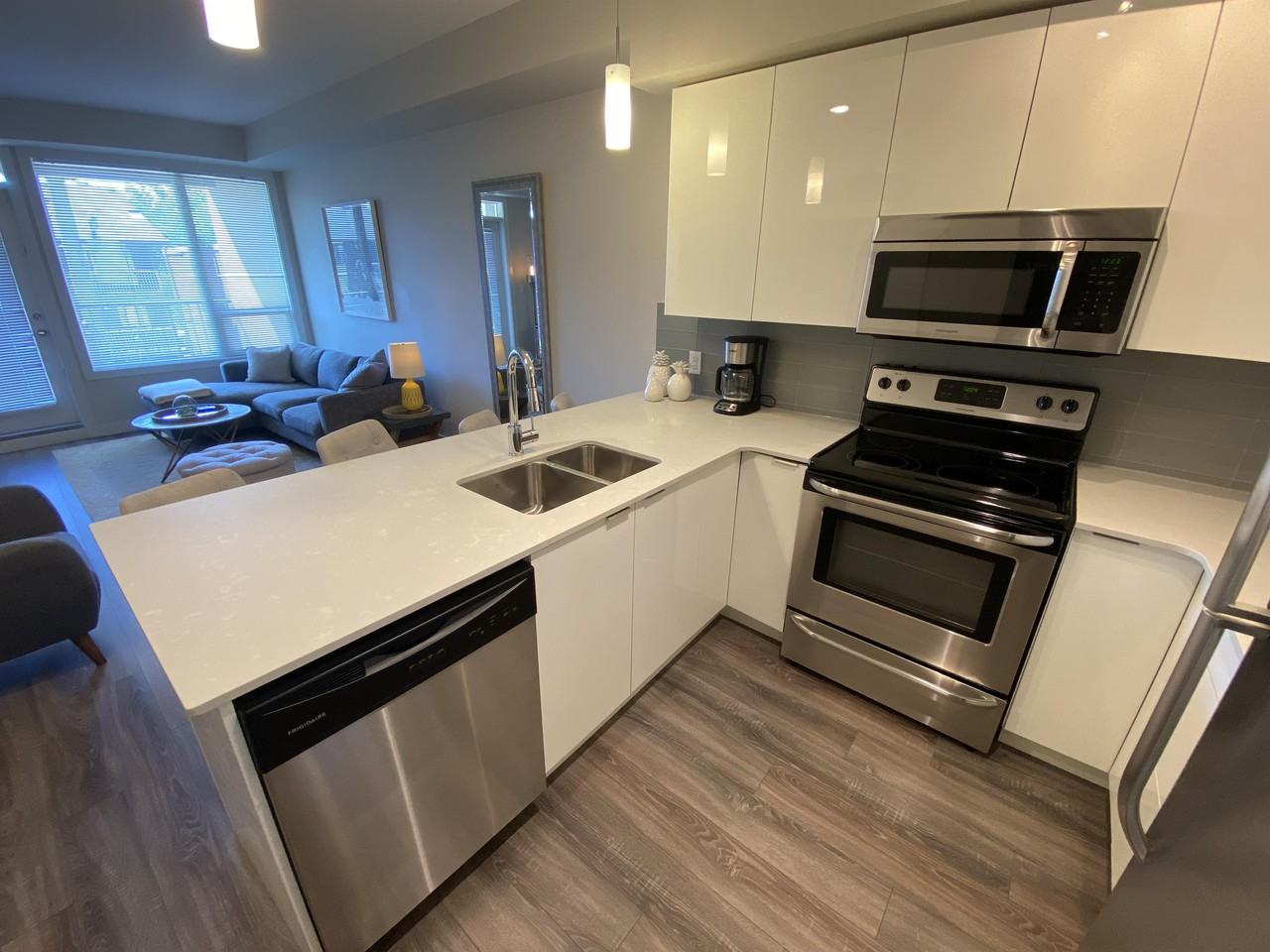 9907 - 9907 91 Ave Nw #405 - Photo 5 of 19