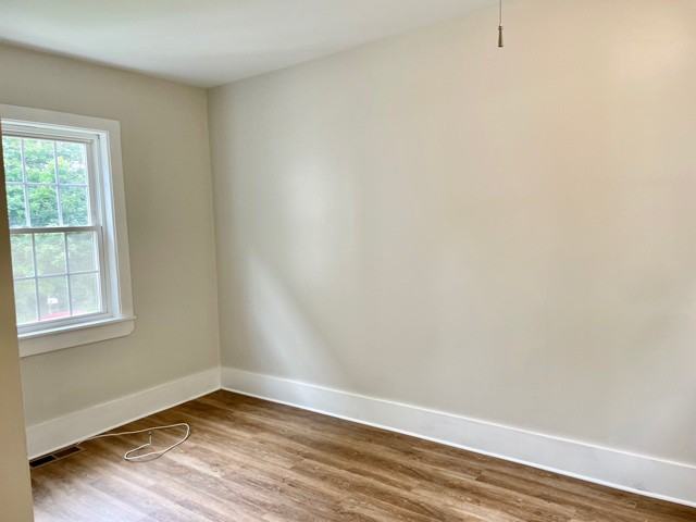 89 Main St #2 - Photo 3 of 10