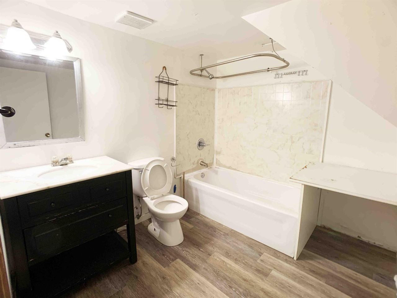 16 Burke Pl #2 - Photo 2 of 8