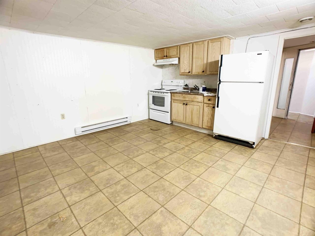 16 Burke Pl #2 - Photo 3 of 8