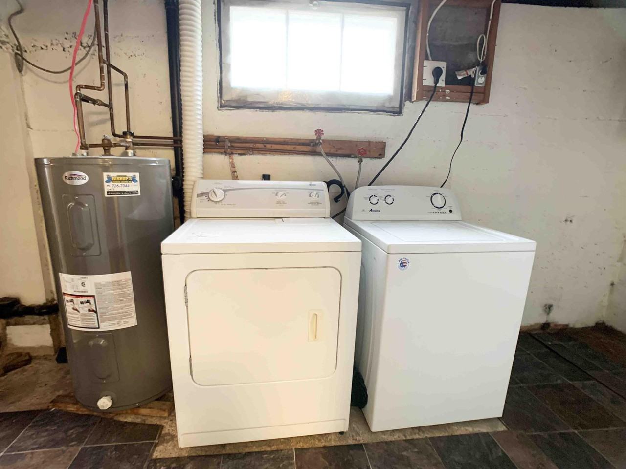 16 Burke Pl #2 - Photo 6 of 8