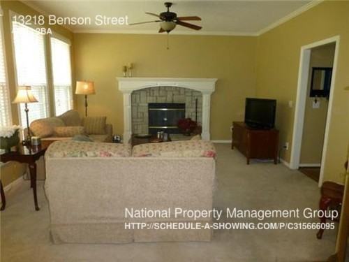 13218 Benson St - Photo 3 of 13