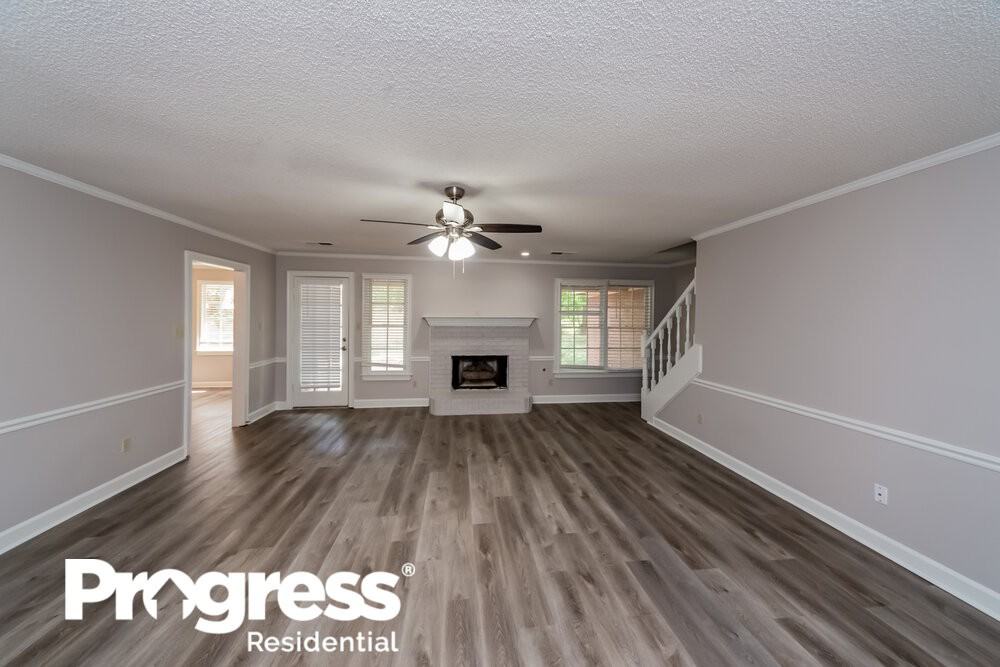 7565 Woody Hollow Cv - Photo 3 of 18