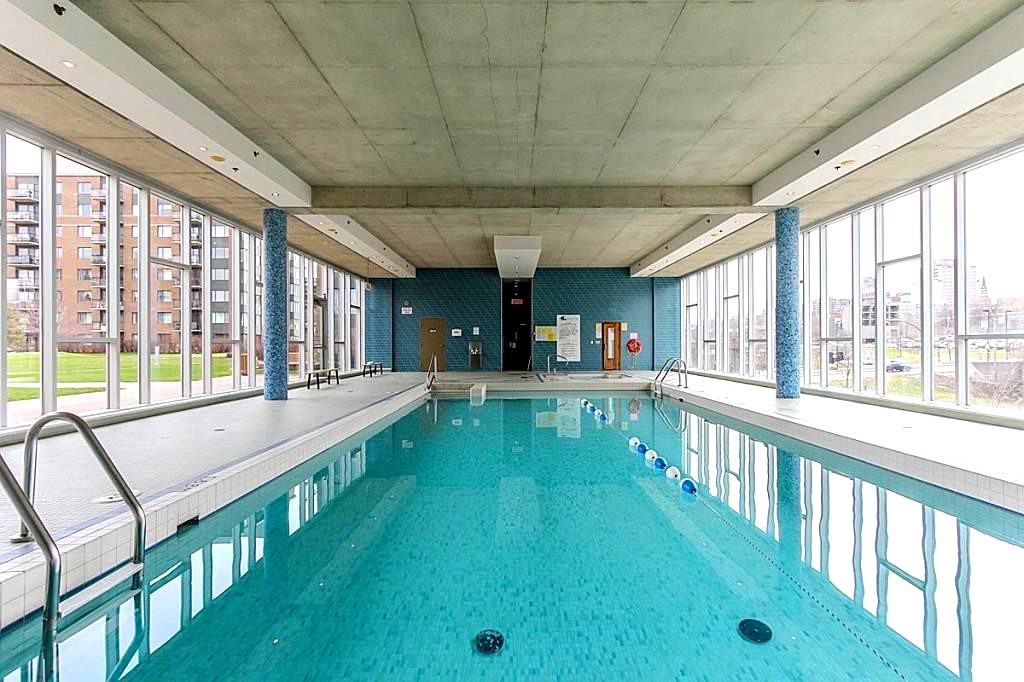 650 Rue Jean d'Estrées #1204