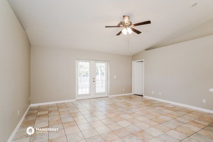 8434 Blackberry Rd - Photo 3 of 16