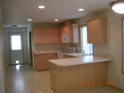 7905 NE 86th Ave - Photo 3 of 6