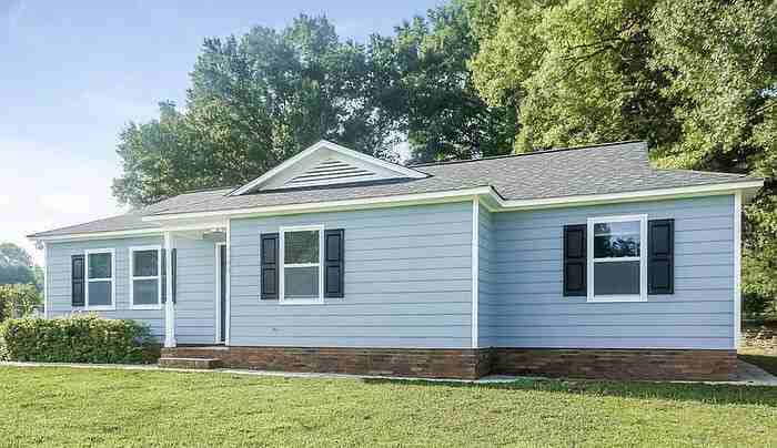 9008 Gladden Ct #28227 - Photo 2 of 10