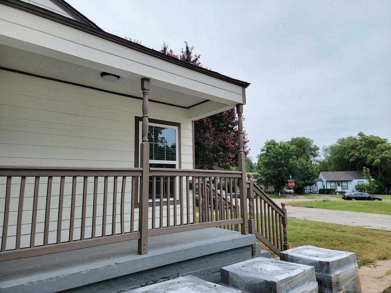 4332 Houghton Ave - Photo 2 of 22