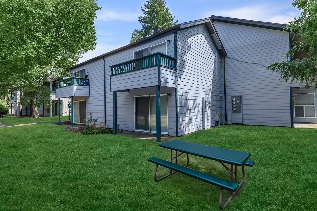 Sandpiper East Apartments - Photo 2 of 31