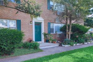 featured image of 160 N Main St