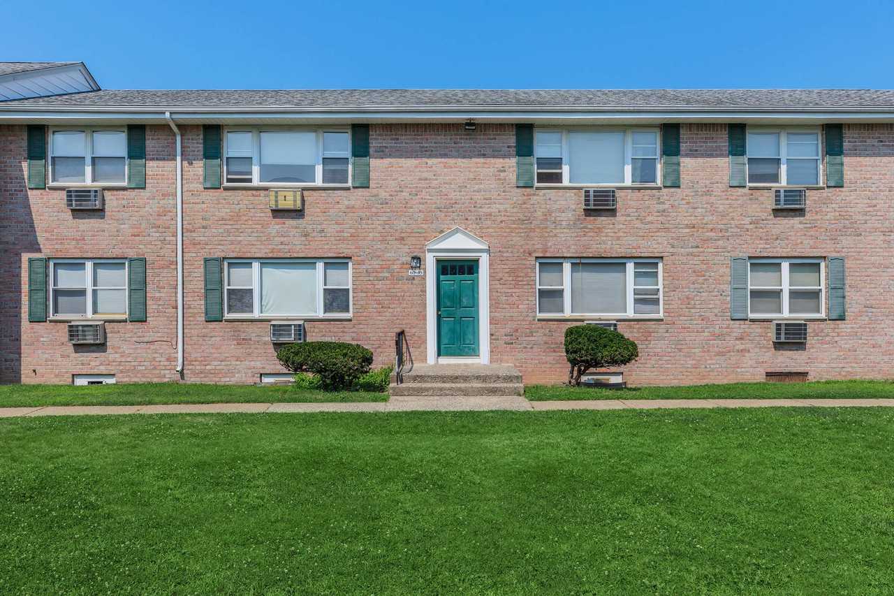 New City Gardens - Photo 2 of 13