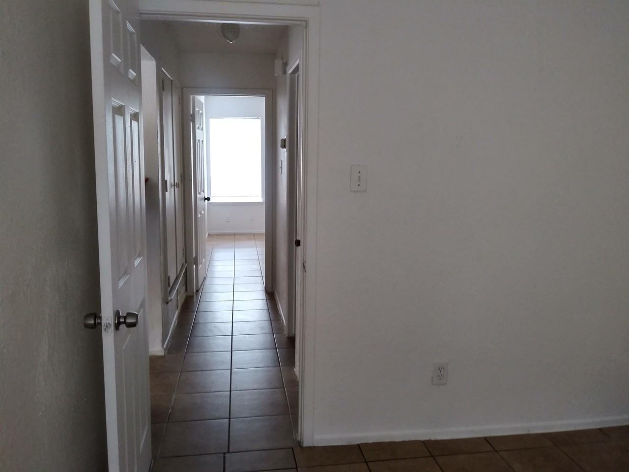 118 Pine Meadow Dr #A - Photo 3 of 11