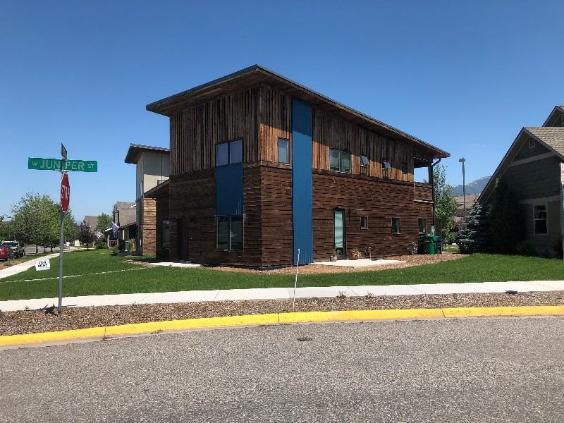 1016 North 15th Avenue