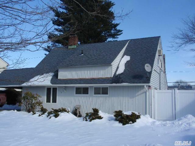 118 Springtime Ln W - Photo 3 of 6