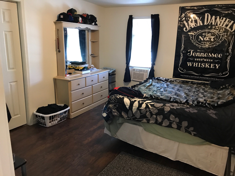 102 Gilfillan Street - Photo 5 of 9