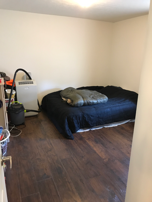 102 Gilfillan Street - Photo 6 of 9