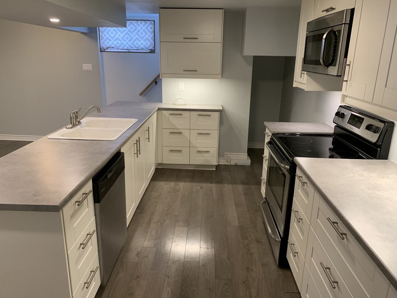 2180 Bingham St - Photo 2 of 10