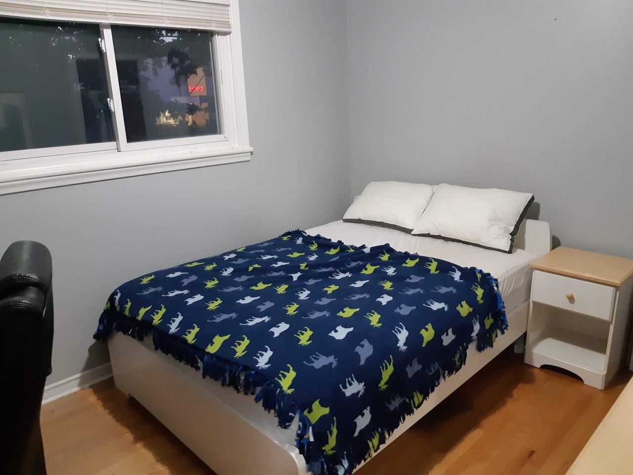 2660 Iris Street - Photo 2 of 8