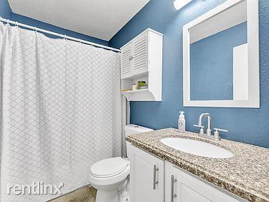 32 Denwil Ct - Photo 2 of 3