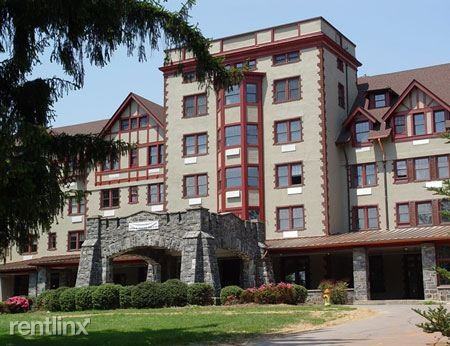 The Kenilworth Inn Apartments - Photo 2 of 2