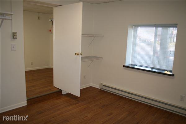 7245 N Saginaw Rd #5 - Photo 2 of 4