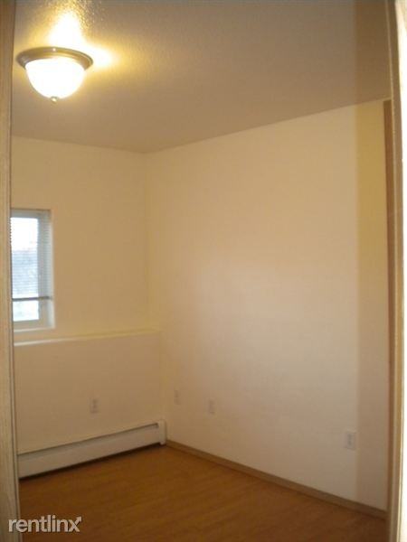 1633 S Chugach St - Photo 3 of 9