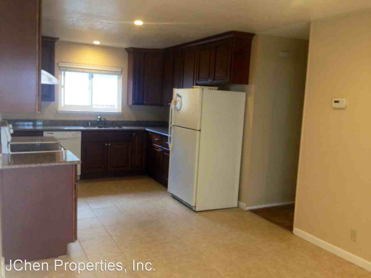 1969 Limewood Dr - Photo 3 of 5