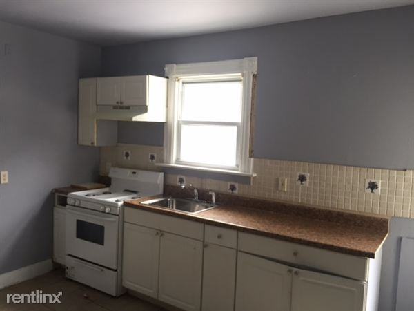 163 Farren Ave Fl 1 - Photo 3 of 4