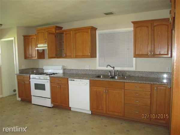 21698 Dracaea Ave - Photo 3 of 13