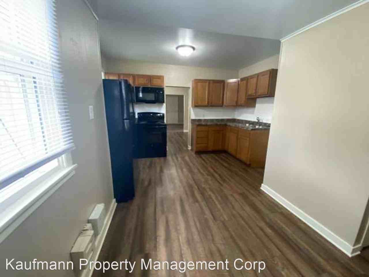 2414 N Clinton St - Photo 2 of 15