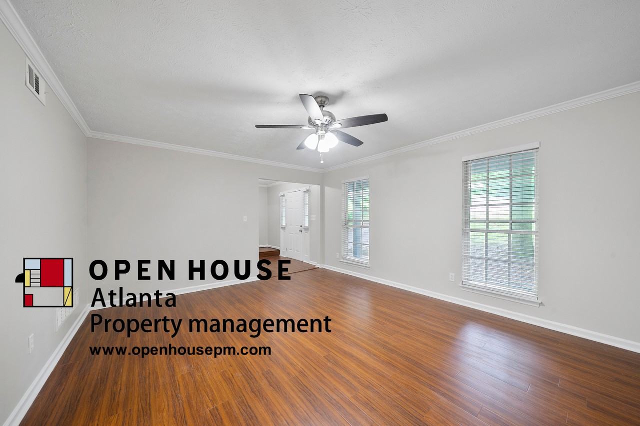 805 Barrington Way - Photo 3 of 14