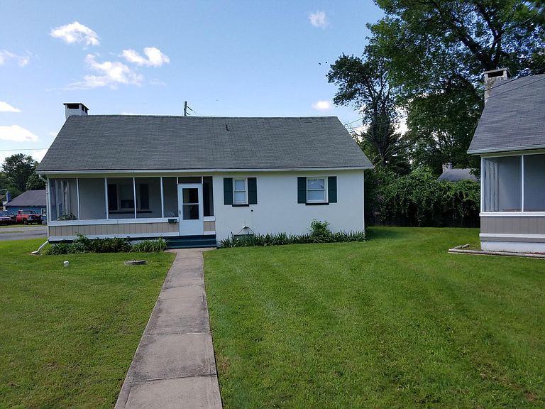2 Dervend Cir - Photo 2 of 3