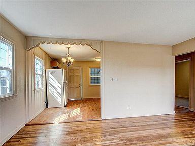 4161 Madison St - Photo 2 of 8