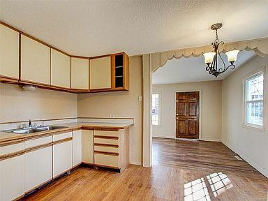 4161 Madison St - Photo 3 of 8