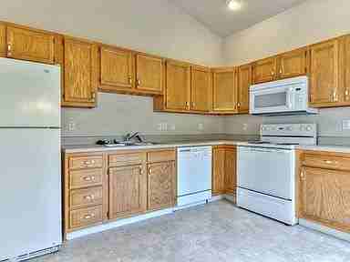 806 S Sunny Ln - Photo 2 of 3