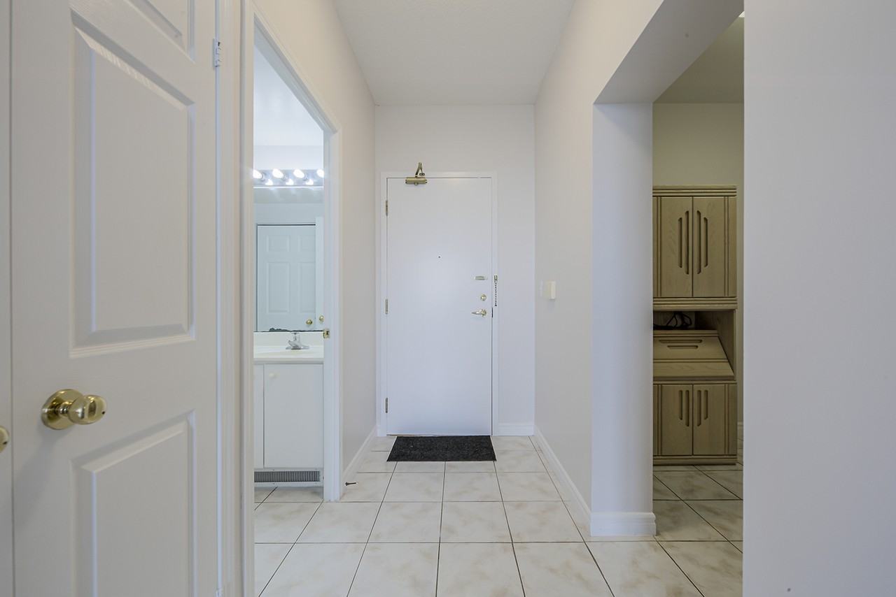 5039 Finch Ave E - Photo 3 of 29