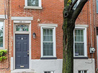 1811 Pemberton St - Photo 2 of 25